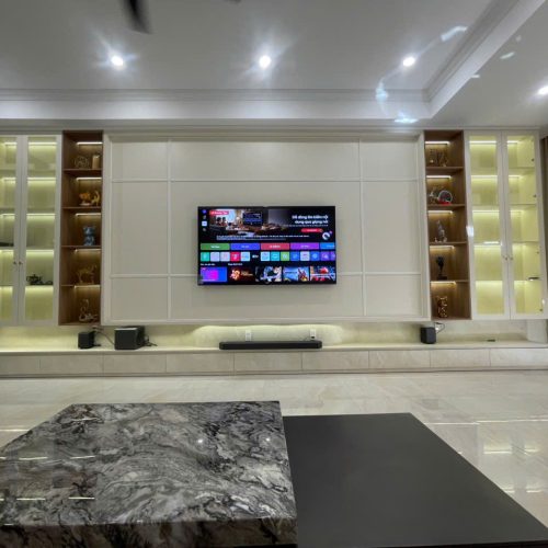 Vách tivi tân cổ điển